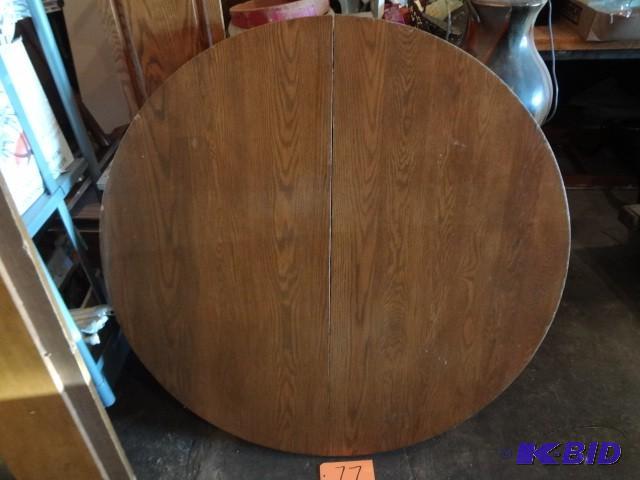 lot 11 image: Rround Oak Table, Old, Three Leaves...