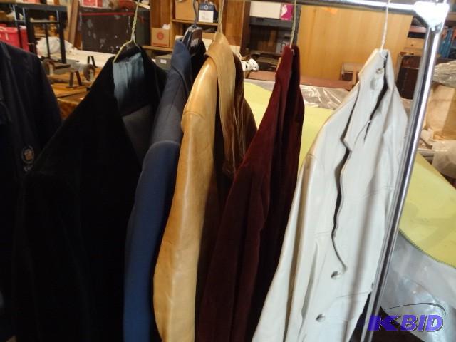 lot 170 image: Western Cut Jackets, (2) Three piec...