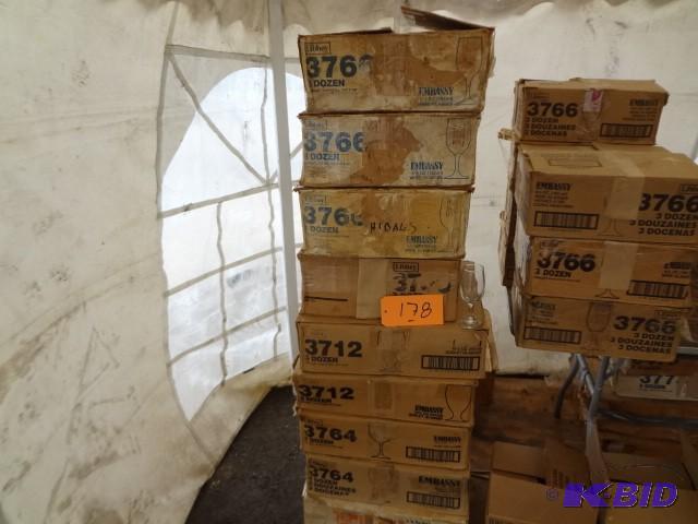 lot 178 image: Huge Lot Wine Glasses, 10 cases app...