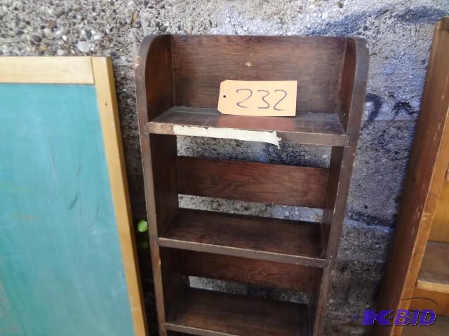 lot 232 image: Primitive wood shelfrack...