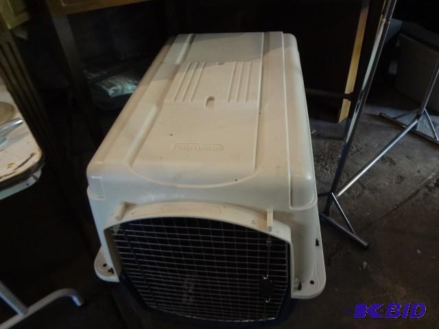 lot 281 image: Kennel...