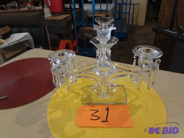 lot 31 image: Fancy Glas CandleFlower Holder, Ne...