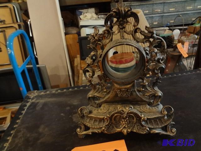lot 320 image: Clock base...