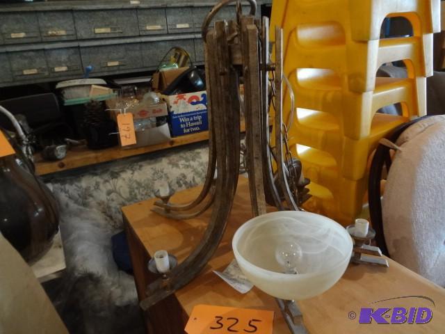 lot 325 image: Light fixture...