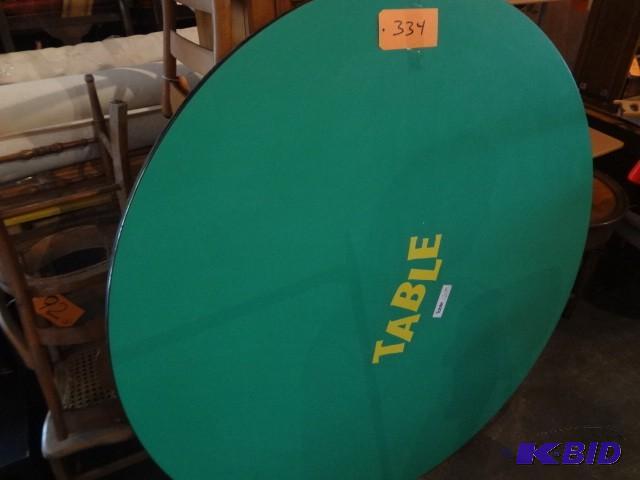 lot 334 image: Round, low kids table...