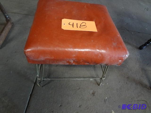 lot 418 image: Vinyl foot stool...