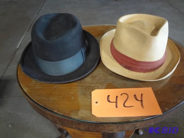 lot 424 image: 2 great mens hats...