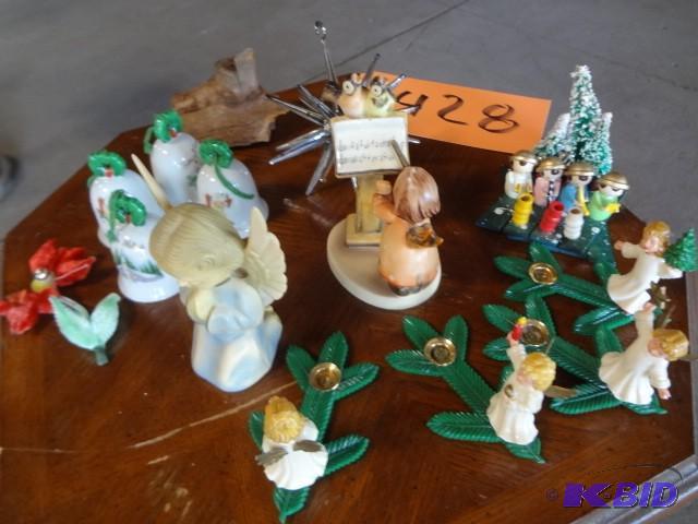 lot 428 image: Xmas smalls, 1961 church music box,...