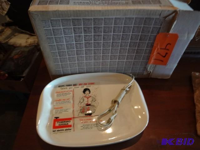 lot 471 image: Thermo platter...