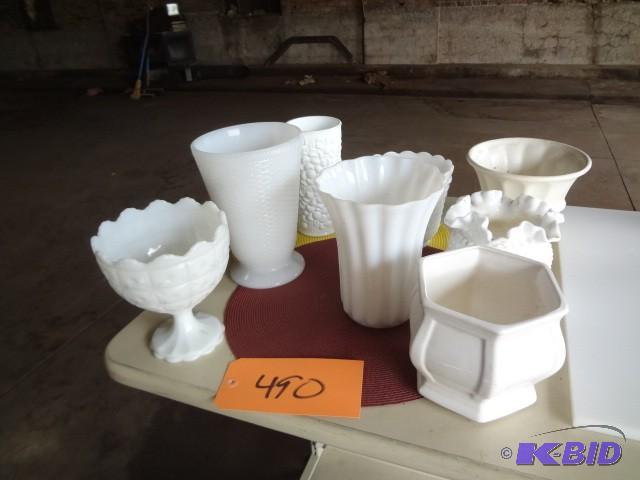 lot 490 image: White Glass...