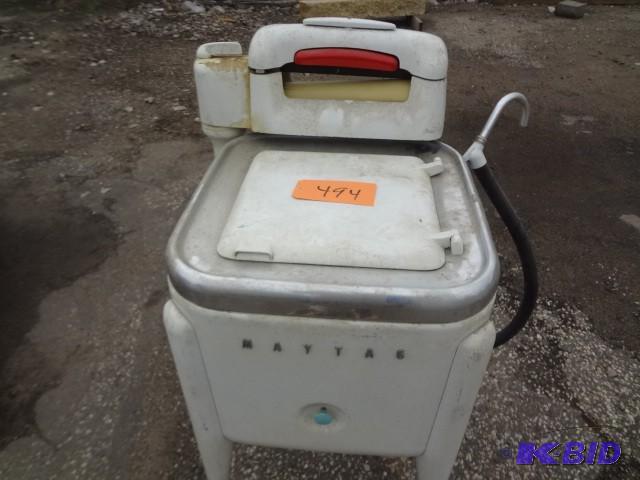 lot 494 image: Maytag Wringer washer...