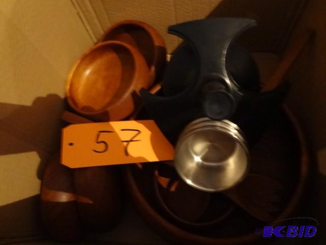 lot 57 image: Wood Salad Set...