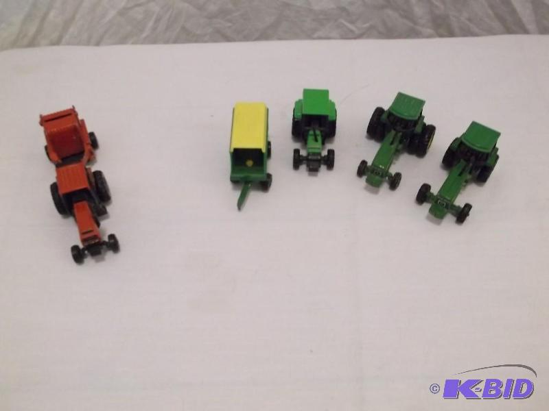 1 International tractor with combin...