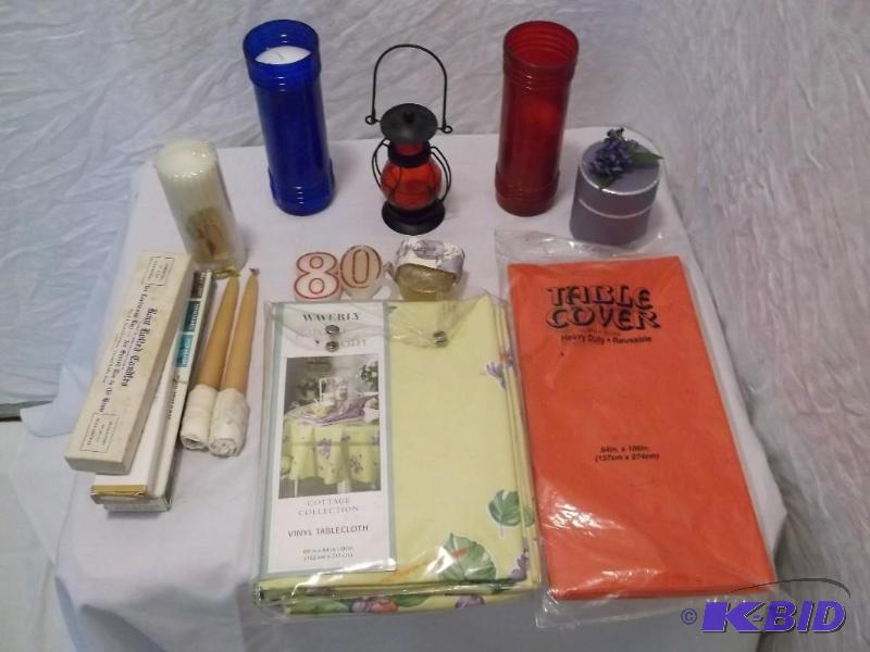 Lot of candles table clothes and so...