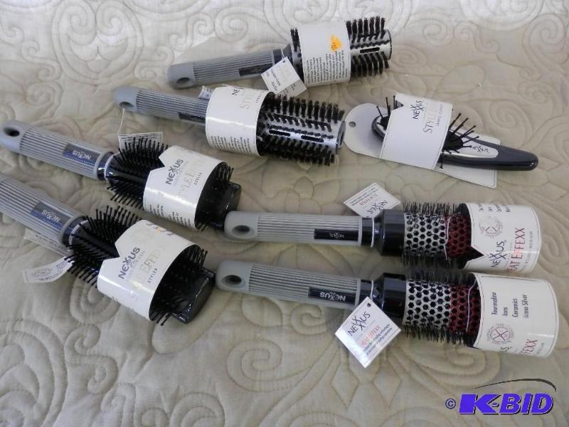 lot of 7 hairbrushes, Nexxus 2 heat...