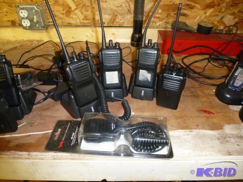 lot 51 image: Vertex Hand held 2 way Radios 4 Ra...