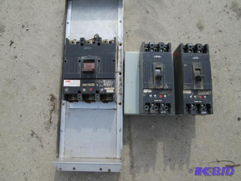 Two 225 GE main breakers with 600 A...