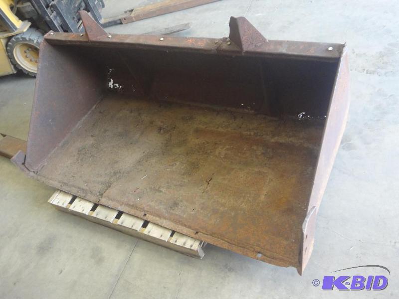 65&quot Skidloader Snow Bucket, Ne...