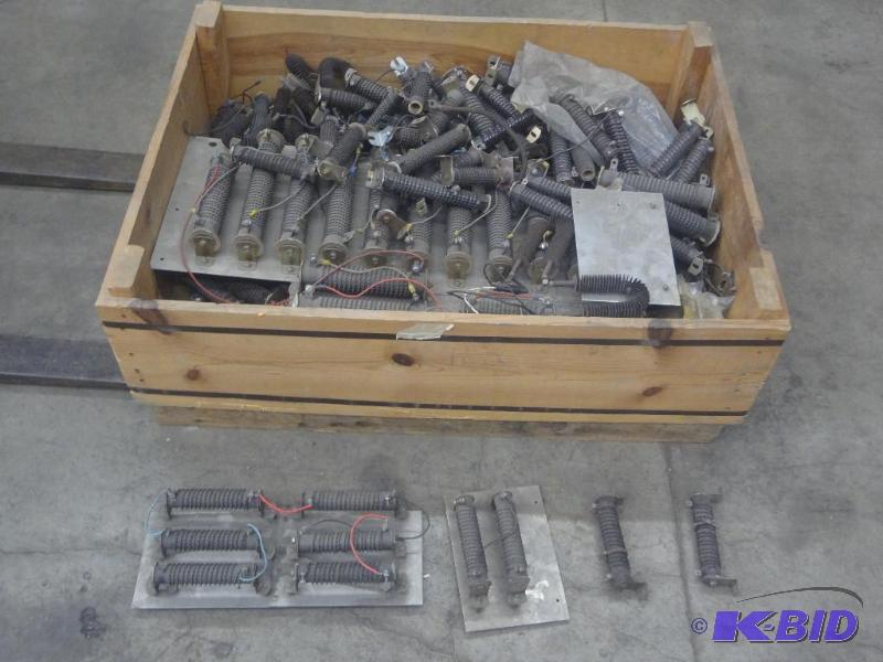 lot 38 image: Pallet Lot Of Commercial Cleaning E...