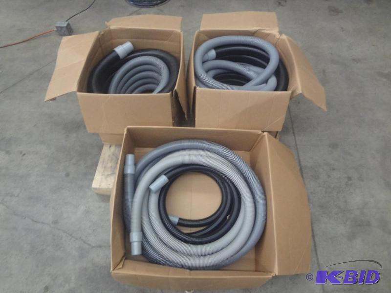lot 40 image: Pallet Lot Of Commercial Cleaning E...