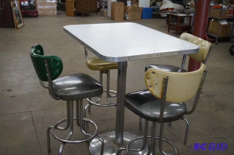 Bar Table