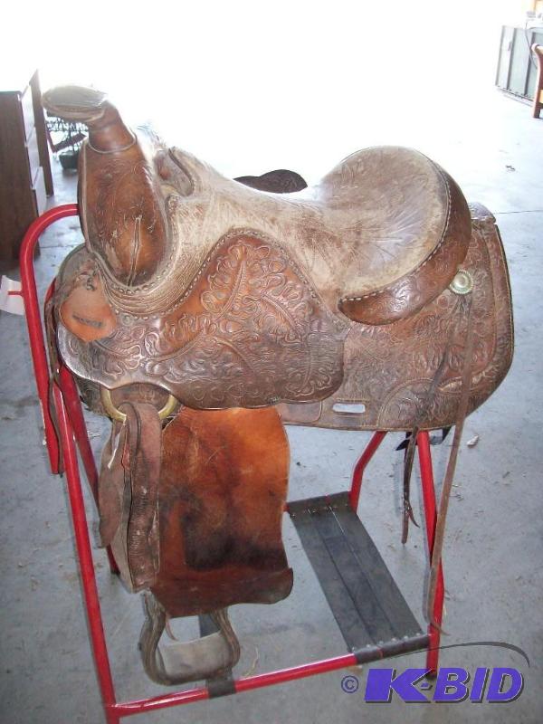 Saddle item 1...