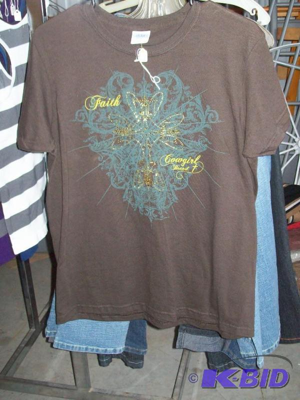 Womens clothing -(2) -medium item ...