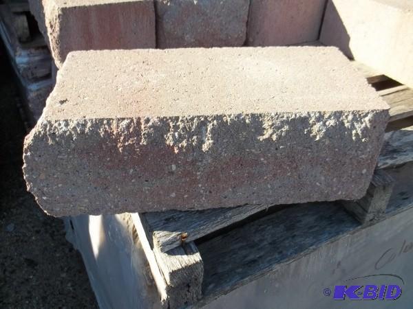 FREE STANDING WALL COLUMN BLOCK RED...