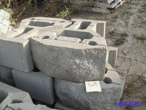 KEYSTONE STANDARD RETAINING WALL GR...