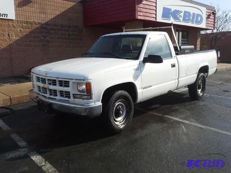 1998 CHEVROLET C2500 PICKUP TRUCK