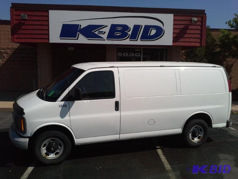 2002 CHEVROLET EXPRESS CARGO VAN