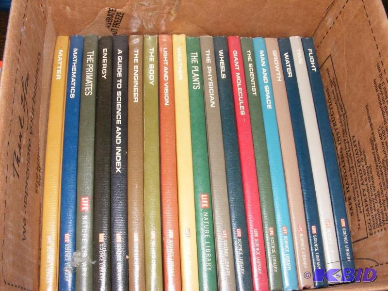 lot 36 image: Set of Life Science Library Books...