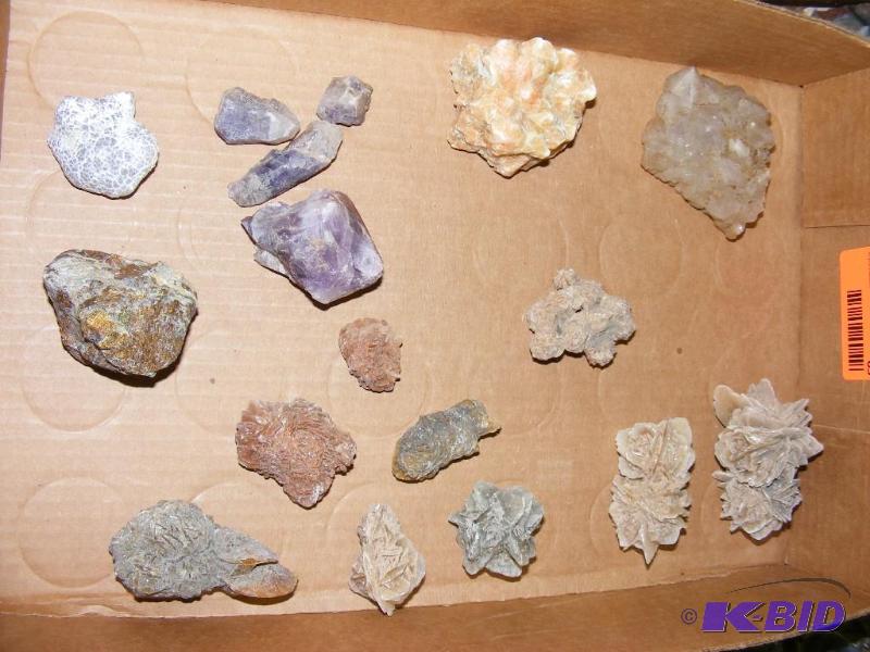 lot 65 image: variety lot of rock or mineral spec...