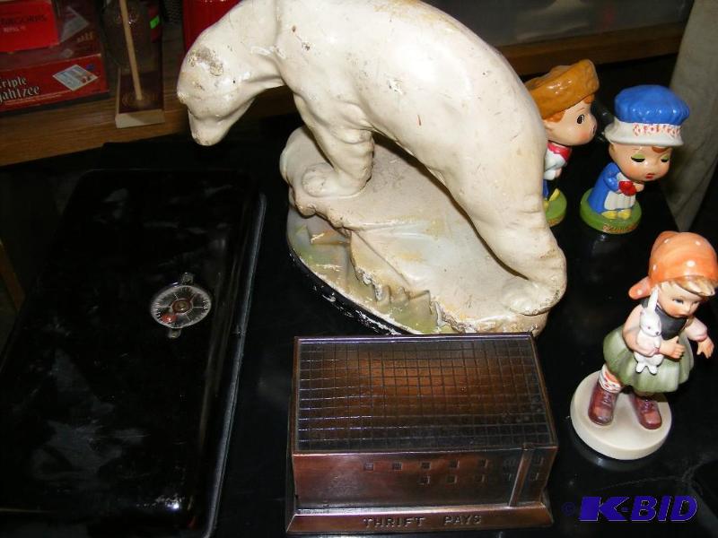 lot 97 image: Lot of Household Decorative Items, ...