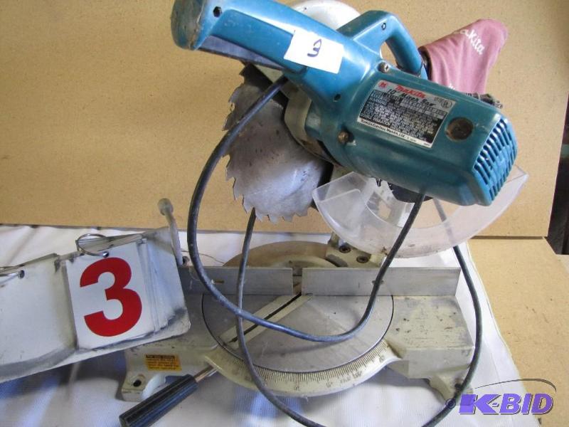 Makita 10&quot Miter Saw. Works.&n...