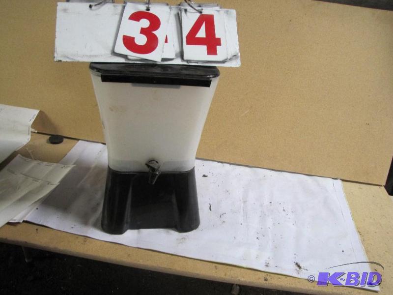 NFS Grade Ice Tea Dispenser....
