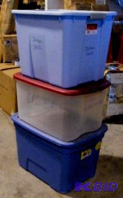 lot 125 image: Three Plastic Bins with Lids - ...