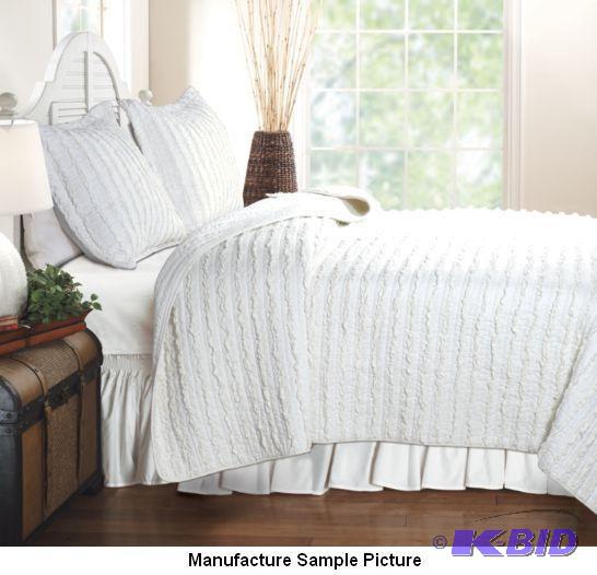 lot 153 image: White Cotton Quilt - Quilt Only - 1...