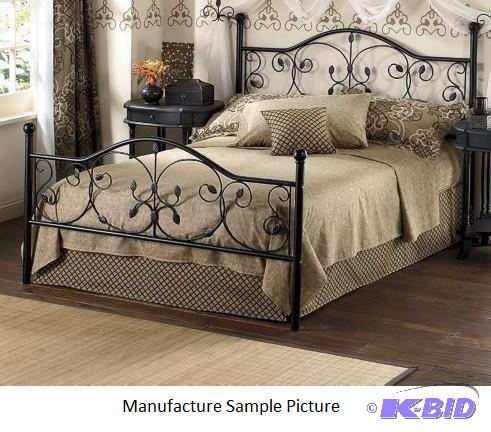lot 32 image: King Size Metal Leaf HeadboardFoot...