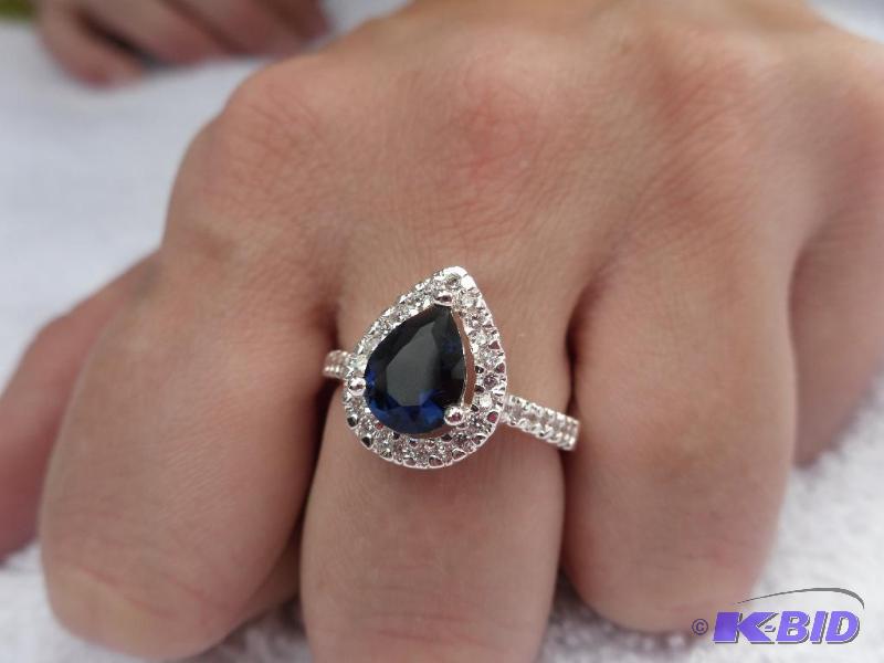 lot 2 image: New Beautiful Ladies Size 8 Lab Blu...