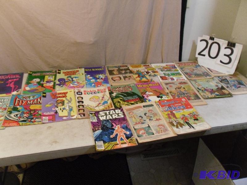 lot 203 image: Lot of Old Comic Books. Jugheads, ...