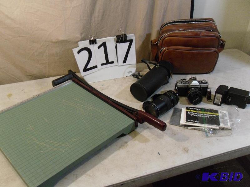 lot 217 image: Minolta Camera with JcPenny&nbspHo...
