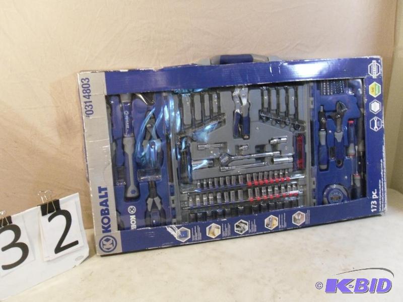 lot 32 image: New Unopened (box shows wear) Kobal...