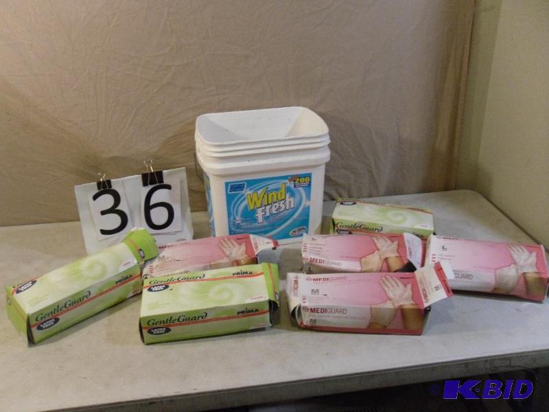 lot 36 image: Bucket Full of Disposable Vinyl Syn...