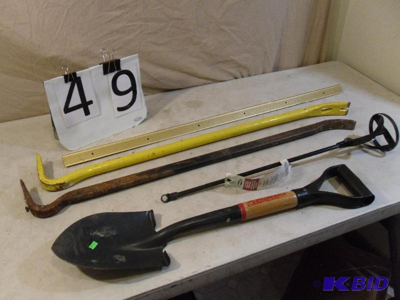 lot 49 image: Mini Shovel, New Paint Mixer, and 2...
