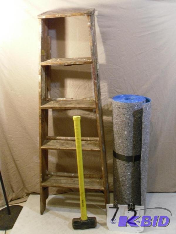 lot 72 image: Truper&nbsp13 lb Sledge Hammer, 5 ...