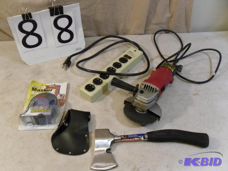 lot 88 image: 4.5" Grinder (tested and works...