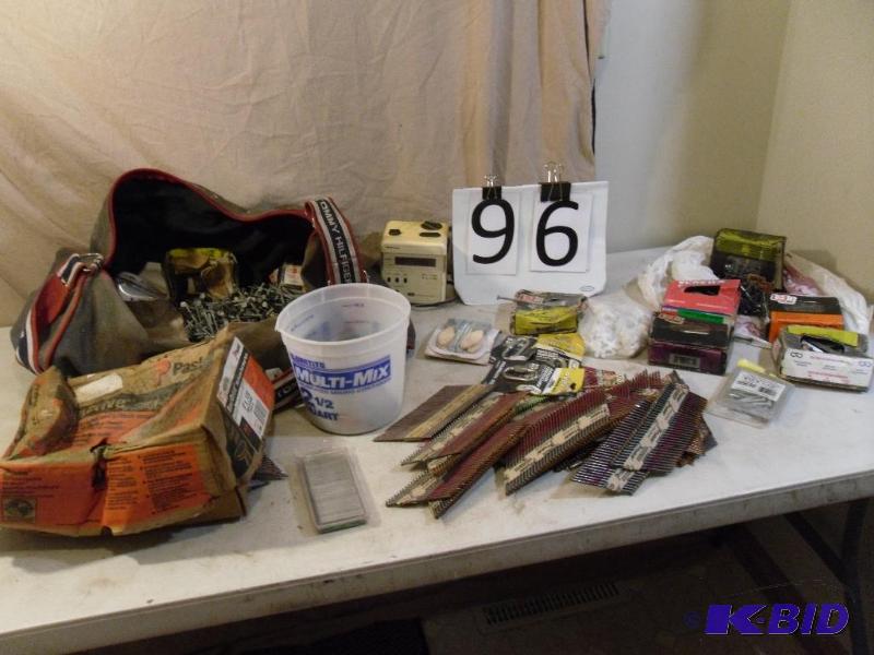 lot 96 image: Duffel Bag Full of Fasteners. Passl...