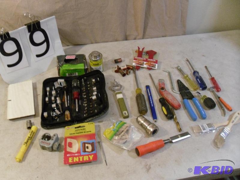 lot 99 image: Sockets, Screwdrivers, Wire Strippe...