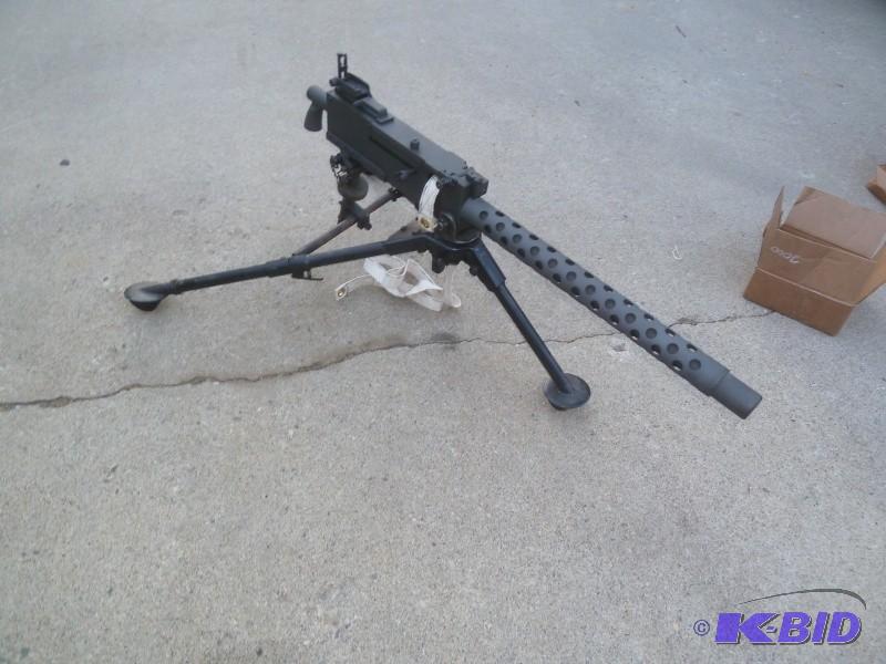 Browning Colt 1919 machine gun Mod...